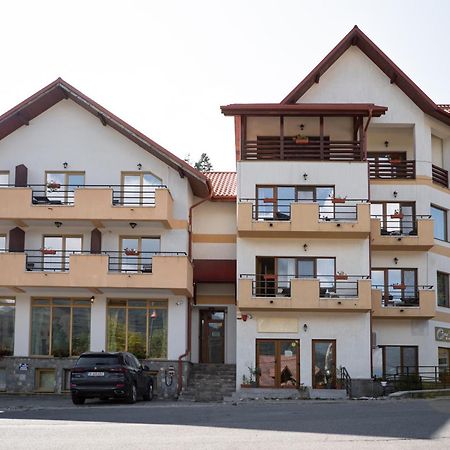 Opus View Hotel Sinaia Exterior foto