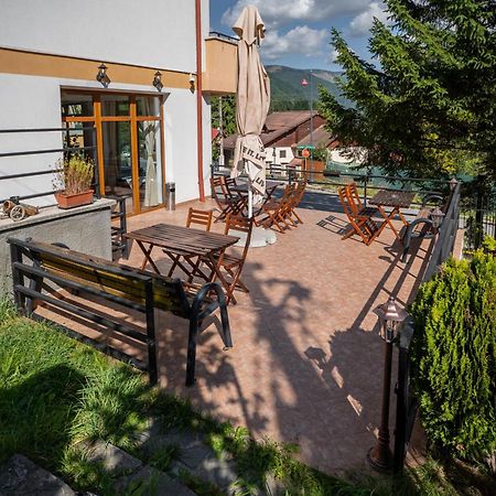 Opus View Hotel Sinaia Exterior foto