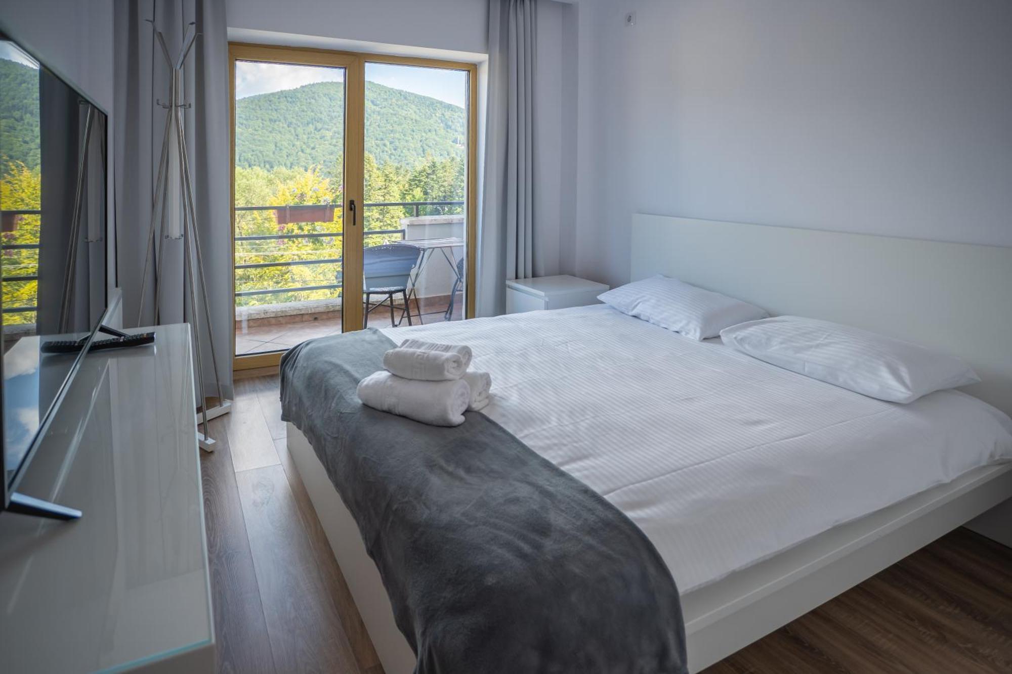 Opus View Hotel Sinaia Exterior foto