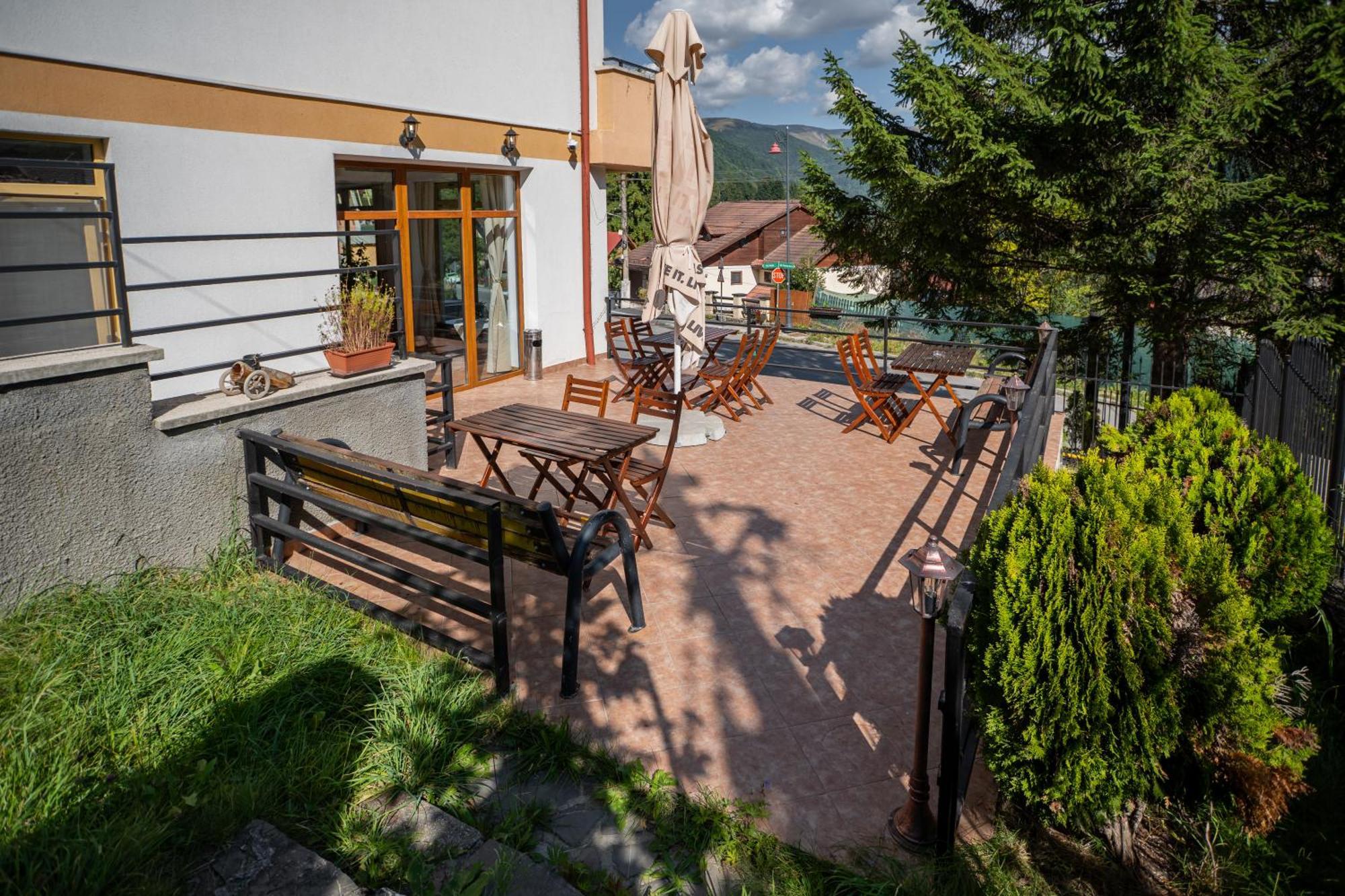 Opus View Hotel Sinaia Exterior foto